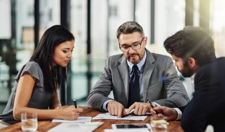 mitel hybrid strategy